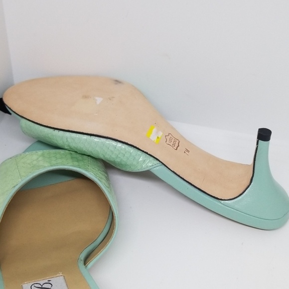 Diane B. Milano mint green slip on sandals 7M - Picture 4 of 4